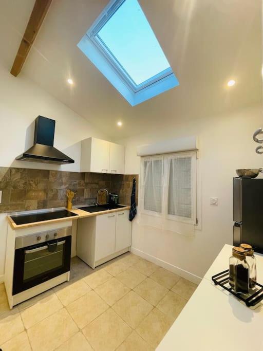 Appartement Orly Shelter Extérieur photo